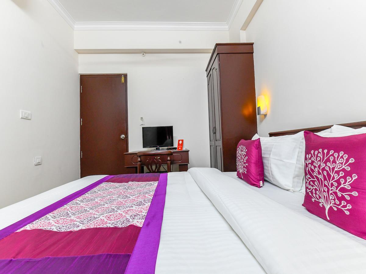 Oyo 11309 Hotel Green Land Residency Kochi Exterior photo