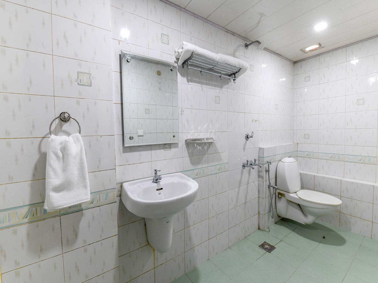Oyo 11309 Hotel Green Land Residency Kochi Exterior photo