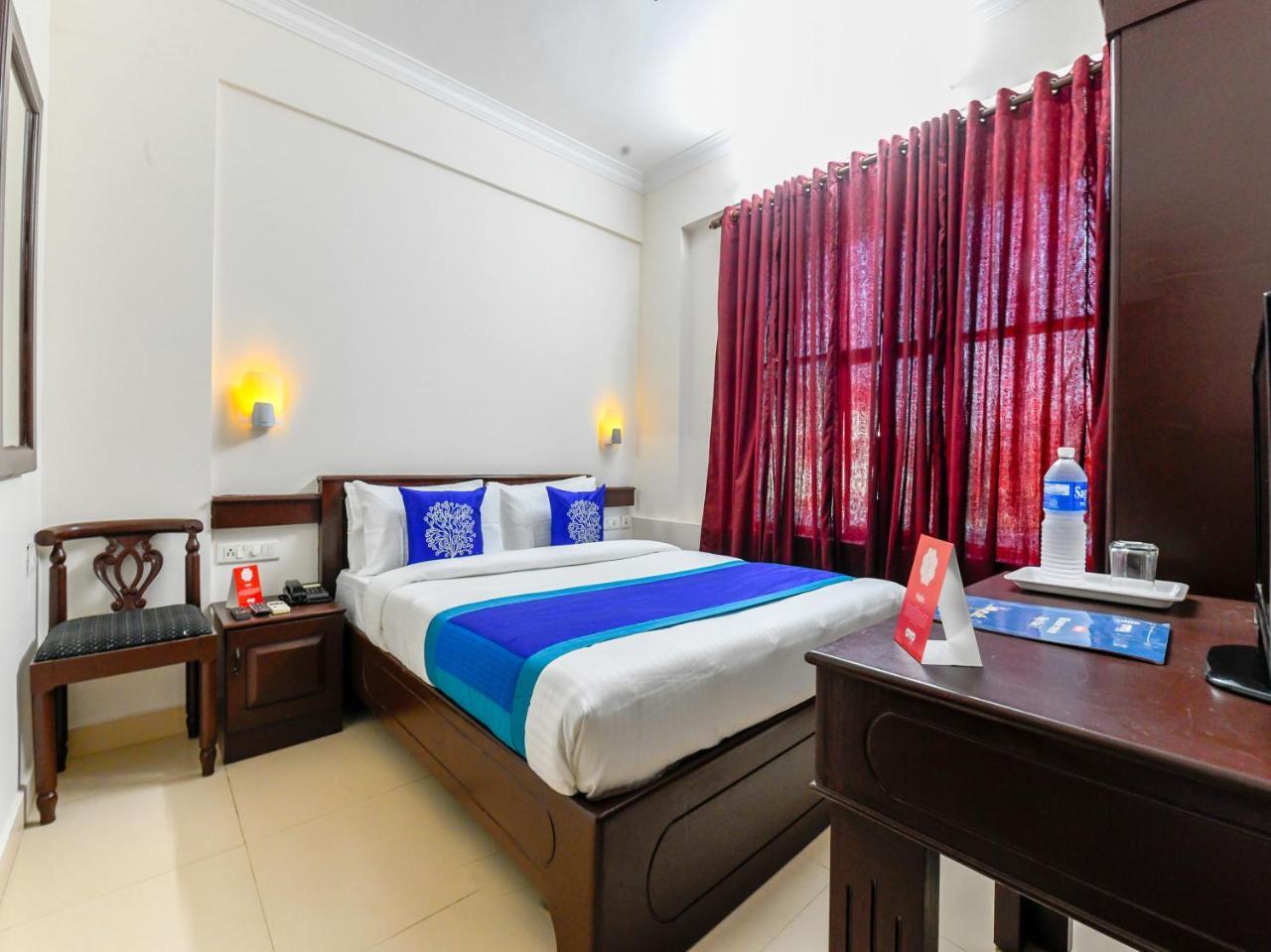 Oyo 11309 Hotel Green Land Residency Kochi Exterior photo